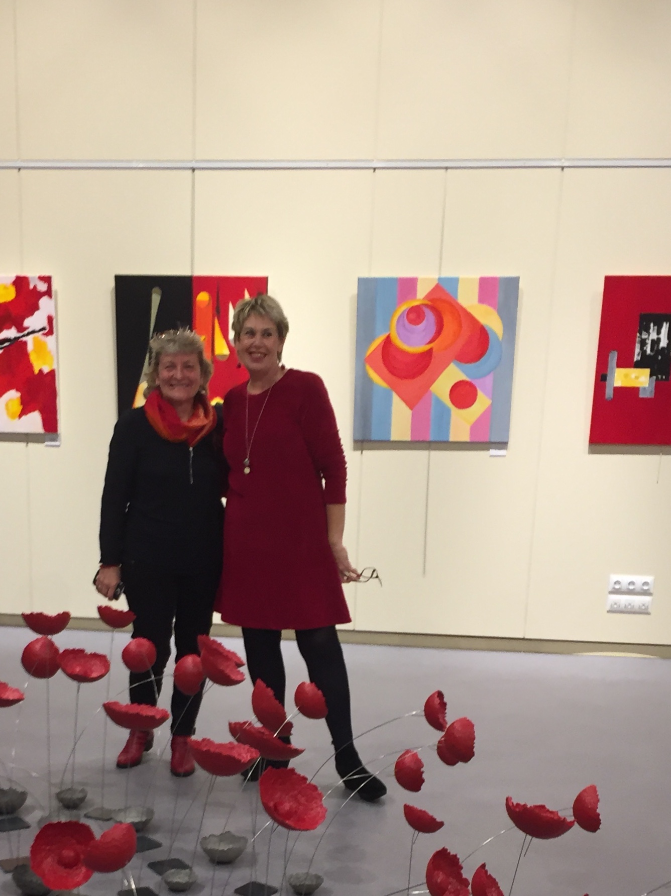 Deux artistes : une passion le rouge !